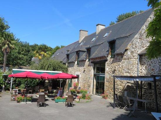 L'Auberge De La Porte Saint-Jouan-des-Guerets Exterior photo